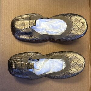 Yosi Samra Gold Quilted Flats